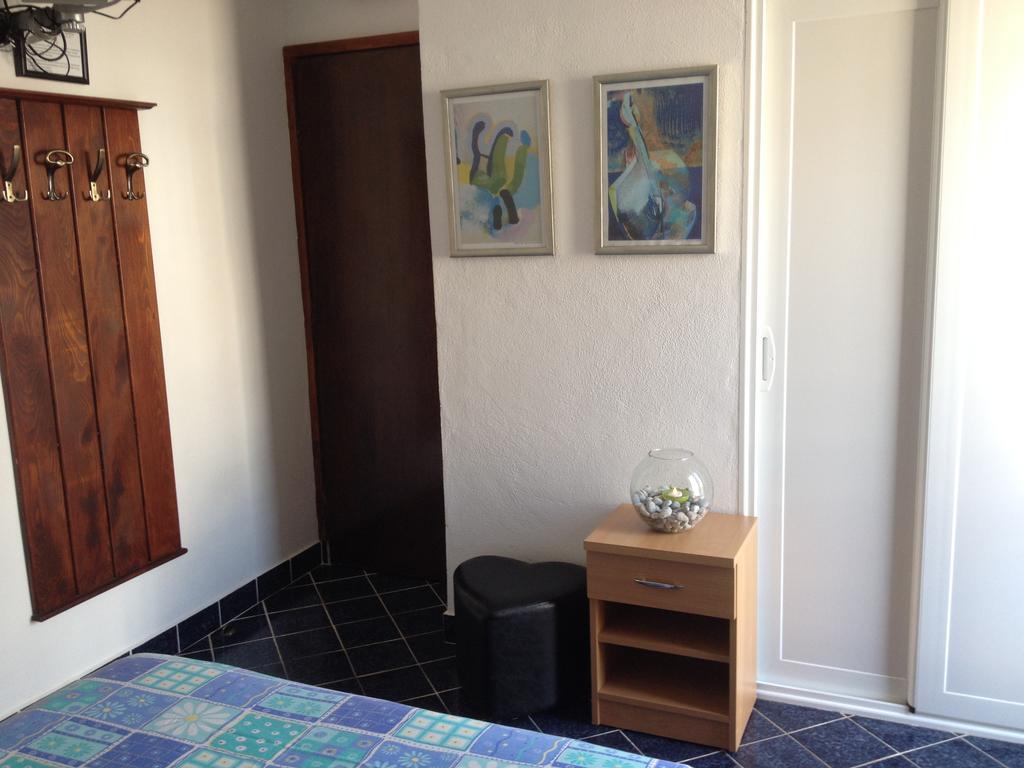 Apartments Holiday Budva Room photo